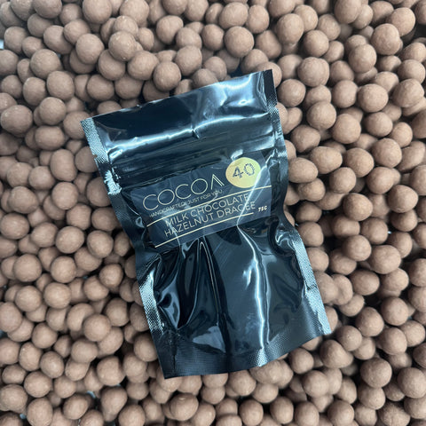 Gragea de chocolate con leche y avellanas