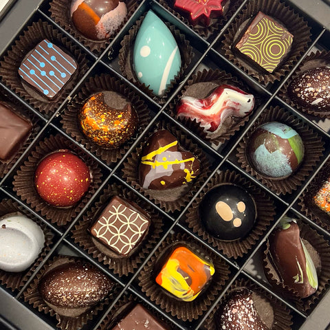 Chef’s Box #3: Surprise Me! - Cocoa40 Inc. - Extraordinary Gourmet Chocolate Gifts in Toronto! Our chocolates, confections and gelato are made by hand in Newmarket, Ontario. Shop small and support local.